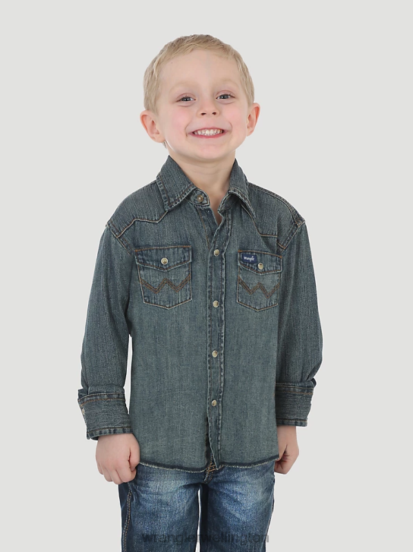 Darker Denim Gamer Cargo Short (Husky) Boys Clothing Wrangler P2B6R1008
