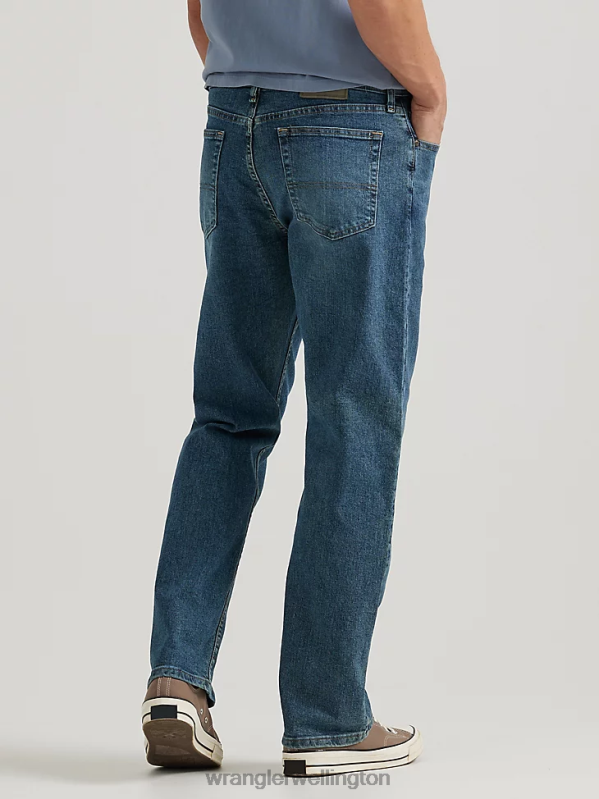 Smoke Authentics Relaxed Fit Comfort Flex Jean Men Clothing Wrangler P2B6R199