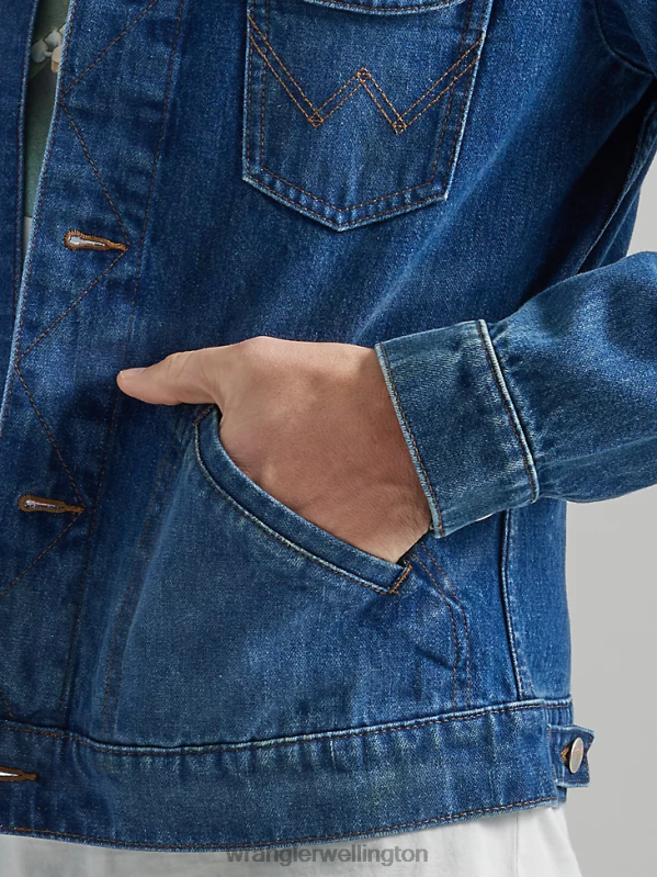 Dark Wash Classic Denim Trucker Jacket Men Clothing Wrangler P2B6R611