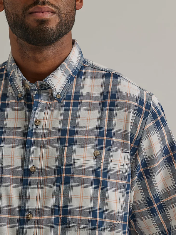 Dark Navy Rugged Wear Short Sleeve Easy Care Plaid Button-Down Shirt Men Clothing Wrangler P2B6R343
