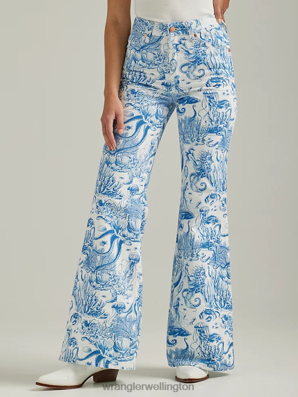 DO Wash Bootcut Jean Women Clothing Wrangler P2B6R779