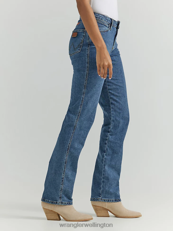 DO Wash Bootcut Jean Women Clothing Wrangler P2B6R779