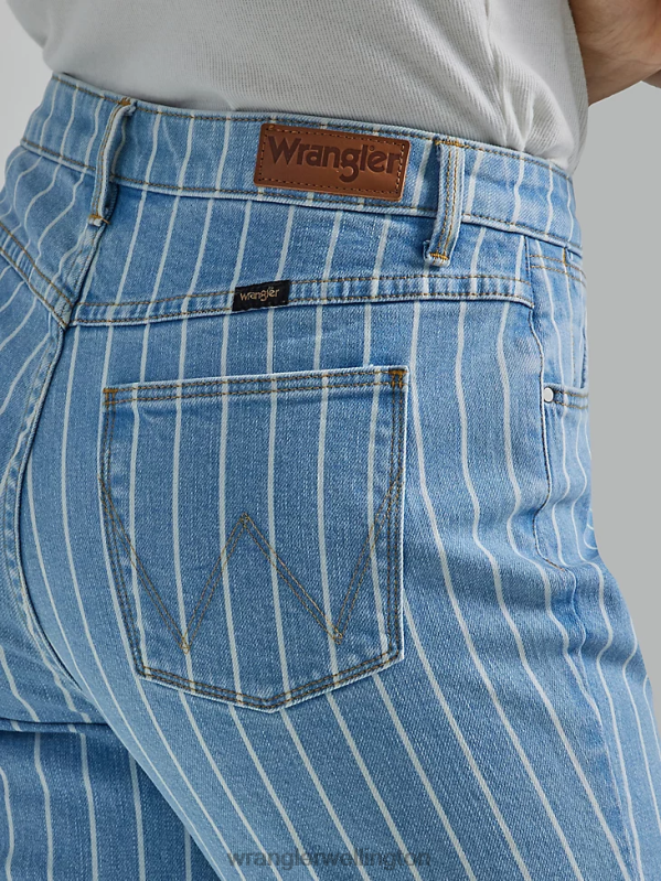 DO Wash Bootcut Jean Women Clothing Wrangler P2B6R779