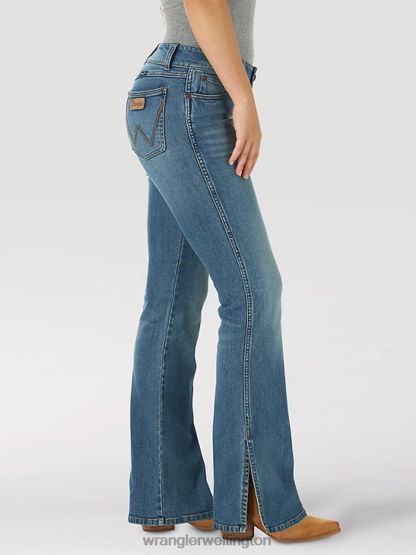 DO Wash Bootcut Jean Women Clothing Wrangler P2B6R779