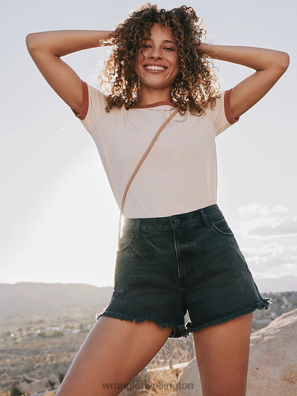 Moonlight High Rise Vintage Cut-Off Short Women Clothing Wrangler P2B6R834