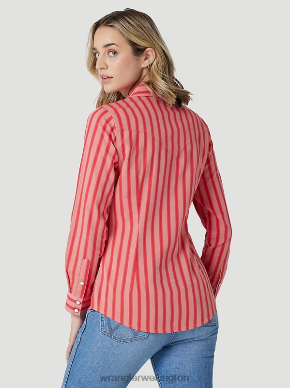 Red Retro Americana Bandana Western Snap Shirt Women Clothing Wrangler P2B6R882